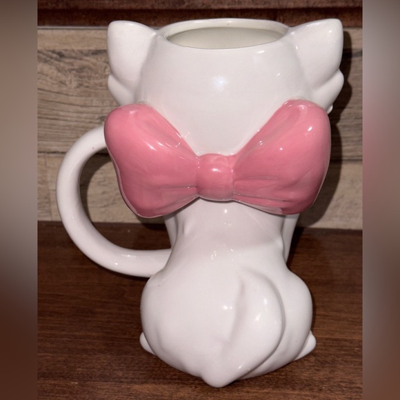 Super Cute Disney Aristocats Marie Full Body Ceramic 3D Sculpted Mug - NEW - Picture 9 of 17